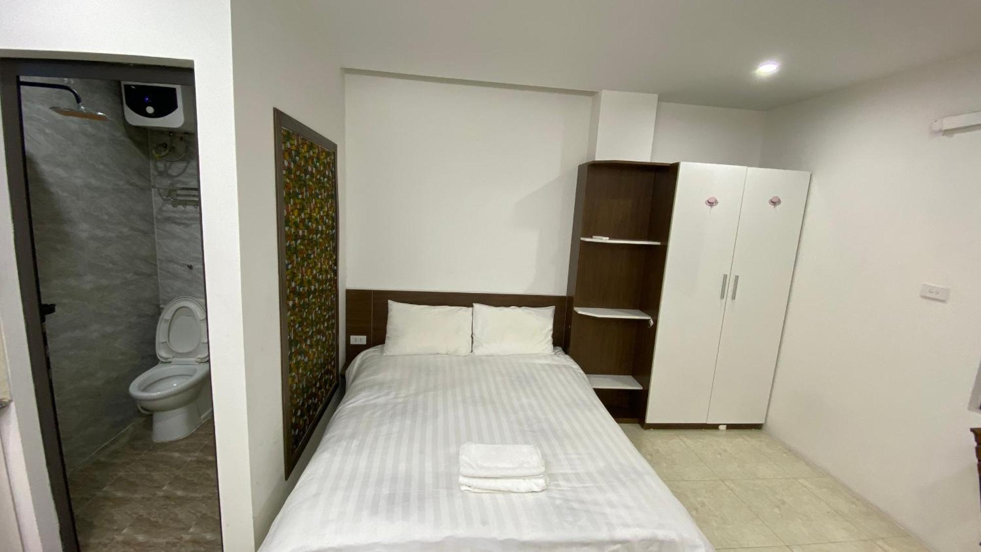 Era Apartment Ham Long Hanoi Dış mekan fotoğraf